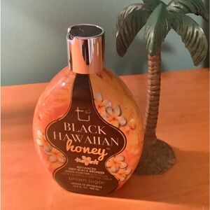 Black Hawaiian Honey by Tan Inc. Advanced 200X Black Bronzer-Never Used/Opened
